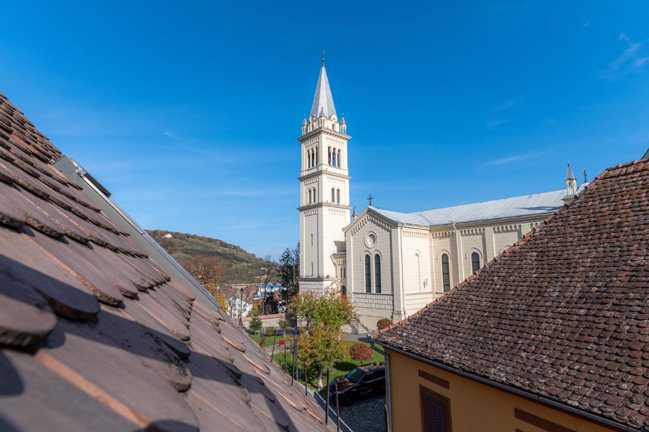 Boutique Hotel Von Graf Sighisoara Exterior photo