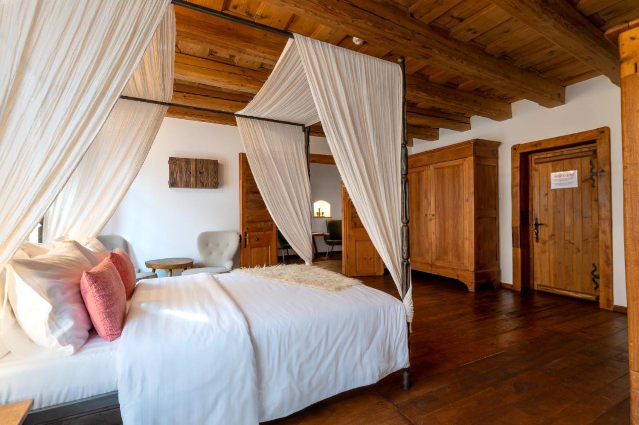 Boutique Hotel Von Graf Sighisoara Exterior photo
