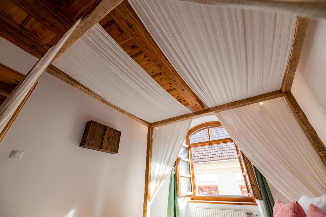Boutique Hotel Von Graf Sighisoara Exterior photo